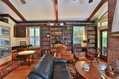 Stunning Golf Course Home in the Country Club of Ocala
Welcome on Country Club of Ocala in Florida - for sale on GolfHomes.com, golf home, golf lot