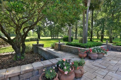 Stunning Golf Course Home in the Country Club of Ocala
Welcome on Country Club of Ocala in Florida - for sale on GolfHomes.com, golf home, golf lot