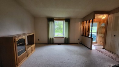 Great location adjacent to Days Park and Niagara County Golf on Niagara County Golf Course in New York - for sale on GolfHomes.com, golf home, golf lot
