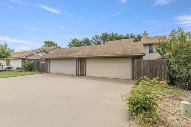 Located just minutes from Vance Air Force Base on a quiet on Pheasant Run in Oklahoma - for sale on GolfHomes.com, golf home, golf lot