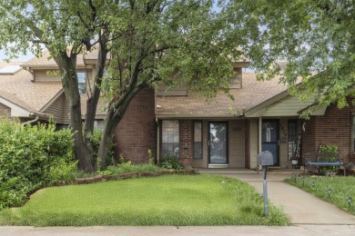 Located just minutes from Vance Air Force Base on a quiet on Pheasant Run in Oklahoma - for sale on GolfHomes.com, golf home, golf lot