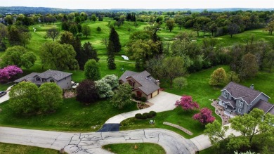 MOTIVATED SELLERS! Bordering South Hills Golf Course, this on South Hills Golf and Country Club in Wisconsin - for sale on GolfHomes.com, golf home, golf lot