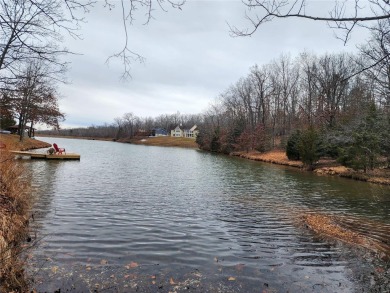 Nice building lot on Lake Bourbon in Terre Du Lac.  50 Ft of on Terre Du Lac Golf and Country Club in Missouri - for sale on GolfHomes.com, golf home, golf lot