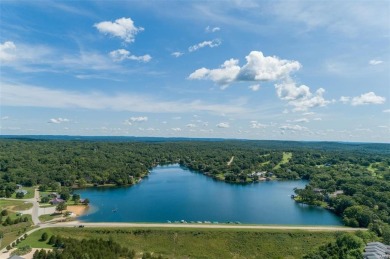 Nice building lot on Lake Bourbon in Terre Du Lac.  50 Ft of on Terre Du Lac Golf and Country Club in Missouri - for sale on GolfHomes.com, golf home, golf lot