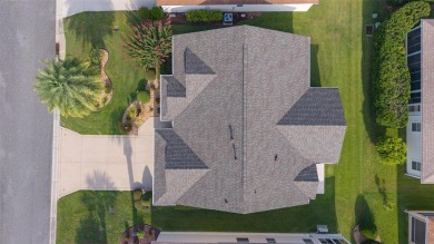 TALK ABOUT LOCATION! This charming Whispering Pine model in the on Glenview Championship Golf and Country Club in Florida - for sale on GolfHomes.com, golf home, golf lot
