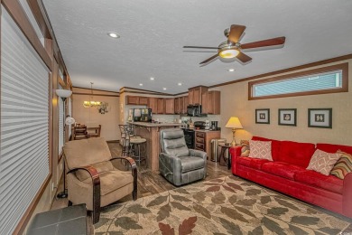 This very open and spacious 3 Bedroom, 2 Bath beach house is on Prestwick Country Club in South Carolina - for sale on GolfHomes.com, golf home, golf lot