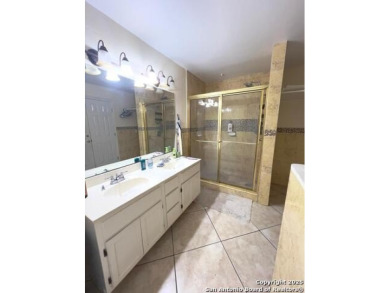 SINGLE STORY HOME WITH HIGH CEILINGS, FAMILY ROOM, 2 EATING on Brownsville Golf Center in Texas - for sale on GolfHomes.com, golf home, golf lot