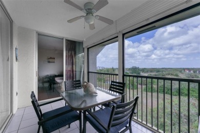 This bright 2-bedroom, 2-bath corner unit offers comfortable on Inverrary Country Club in Florida - for sale on GolfHomes.com, golf home, golf lot
