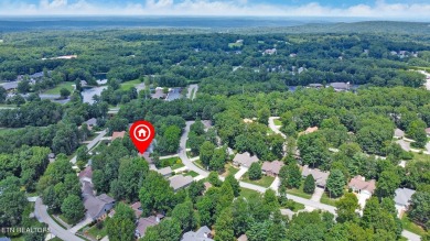 You must see this lovely home in the heart of Fairfield Glade! on Druid Hills Golf Club in Tennessee - for sale on GolfHomes.com, golf home, golf lot