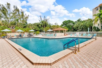 This bright 2-bedroom, 2-bath corner unit offers comfortable on Inverrary Country Club in Florida - for sale on GolfHomes.com, golf home, golf lot