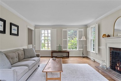 Welcome to the cutest home on Braywood! This charming and on Kingsmill Resort and Golf Club in Virginia - for sale on GolfHomes.com, golf home, golf lot