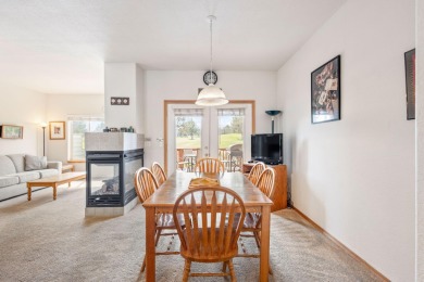 Enjoy the best of Eagle Crest Resort in this furnished turn-key on Eagle Crest Golf Resort - Resort Course in Oregon - for sale on GolfHomes.com, golf home, golf lot