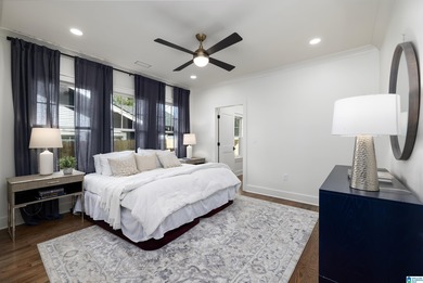 Beautifully updated, move-in-ready bungalow in Forest Park on Highland Park Golf Course in Alabama - for sale on GolfHomes.com, golf home, golf lot