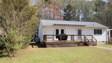 Piankatank Shores - 1,000+ SF home w/2 BRs, 2 BAs.. Located in on Piankatank River Golf Club in Virginia - for sale on GolfHomes.com, golf home, golf lot