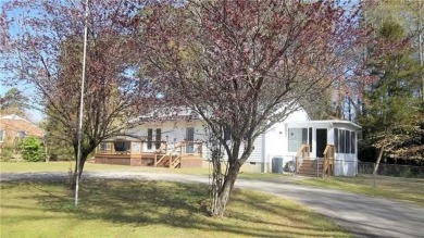 Piankatank Shores - 1,000+ SF home w/2 BRs, 2 BAs.. Located in on Piankatank River Golf Club in Virginia - for sale on GolfHomes.com, golf home, golf lot