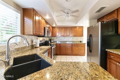 Cozy 2BR, 2BA Shawnee model on the golf course with special on Cottonwood Country Club in Arizona - for sale on GolfHomes.com, golf home, golf lot