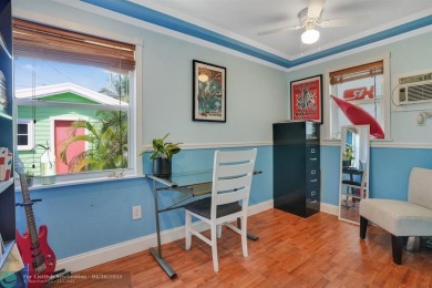 AMAZING LOCATION! This charming 3BR/1.5BA downtown cottage is on Lake Worth Municipal Golf Course in Florida - for sale on GolfHomes.com, golf home, golf lot