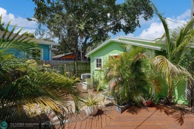 AMAZING LOCATION! This charming 3BR/1.5BA downtown cottage is on Lake Worth Municipal Golf Course in Florida - for sale on GolfHomes.com, golf home, golf lot