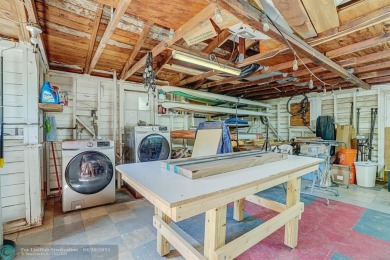 AMAZING LOCATION! This charming 3BR/1.5BA downtown cottage is on Lake Worth Municipal Golf Course in Florida - for sale on GolfHomes.com, golf home, golf lot
