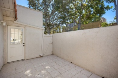 Detached patio home with one of the BEST *VIEW* locations in on Leisure Village Par 3 Golf Course in California - for sale on GolfHomes.com, golf home, golf lot