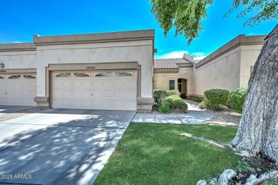 This townhouse is located in the heart of Peoria AZ. Westbrook on Westbrook Village / Vista Golf Course in Arizona - for sale on GolfHomes.com, golf home, golf lot