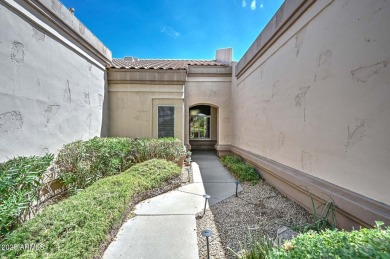 This townhouse is located in the heart of Peoria AZ. Westbrook on Westbrook Village / Vista Golf Course in Arizona - for sale on GolfHomes.com, golf home, golf lot