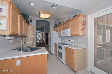 This townhouse is located in the heart of Peoria AZ. Westbrook on Westbrook Village / Vista Golf Course in Arizona - for sale on GolfHomes.com, golf home, golf lot