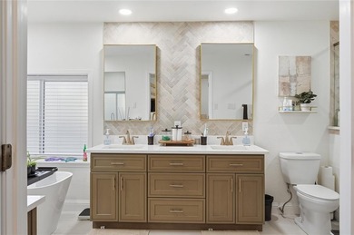 This stunning 4-bedroom, 2-bath home with a dedicated office and on Ridglea Golf Course in Texas - for sale on GolfHomes.com, golf home, golf lot