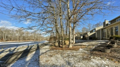 Welcome to this Fairways at Bowling Green townhome that offers a on Bowling Green Golf Club in New Jersey - for sale on GolfHomes.com, golf home, golf lot