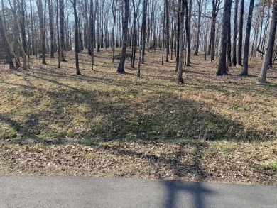 Discover the perfect spot to build your dream home on this on Diamondhead Golf and Country Club in Arkansas - for sale on GolfHomes.com, golf home, golf lot
