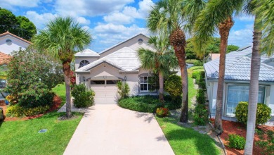 This home is ready for you to make it your own!  The LAKE VIEW on Westchester Golf and Country Club in Florida - for sale on GolfHomes.com, golf home, golf lot