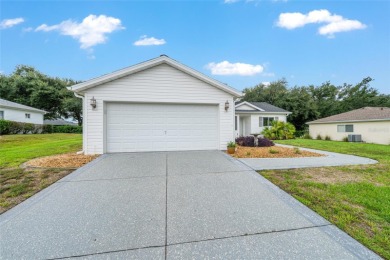 Don't miss this Rare to come by Oak Model- 2 Bedrooms 2 Bath's - on Eagle Ridge At Spruce Creek Country Club in Florida - for sale on GolfHomes.com, golf home, golf lot