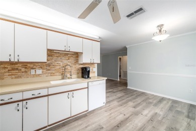 Don't miss this Rare to come by Oak Model- 2 Bedrooms 2 Bath's - on Eagle Ridge At Spruce Creek Country Club in Florida - for sale on GolfHomes.com, golf home, golf lot