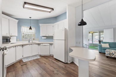 One or more photo(s) has been virtually staged. THE BEAUTIFUL on El Diablo Executive Golf Course in Florida - for sale on GolfHomes.com, golf home, golf lot