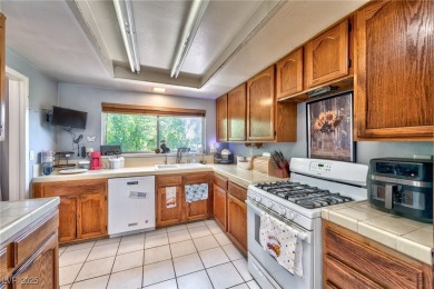 LOCATION, LOCATION with CURB APPEAL & CHARM! RARE, single story on WildHorse Golf Club in Nevada - for sale on GolfHomes.com, golf home, golf lot