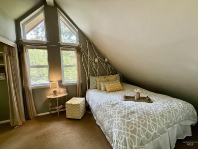 Your Cottage in the Woods, is waiting for you! This Awesome on McCall Municipal Golf Course in Idaho - for sale on GolfHomes.com, golf home, golf lot