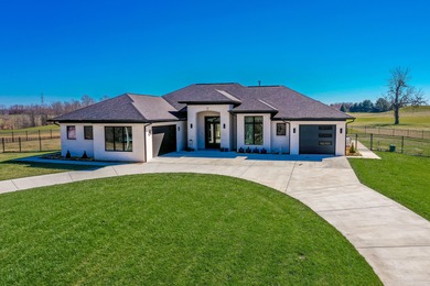 Custom built home in Woodlawn Estates...This Brick Ranch is not on Peninsula Golf Resort in Kentucky - for sale on GolfHomes.com, golf home, golf lot