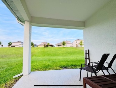 Step inside this stunning DreamFinders Lexington Plus Bonus on Kings Ridge Golf Club in Florida - for sale on GolfHomes.com, golf home, golf lot