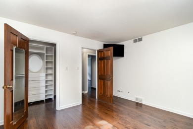 Beautifully updated 4-level split in Oak Meadows offering nearly on St. Andrews Golf and Country Club in Illinois - for sale on GolfHomes.com, golf home, golf lot
