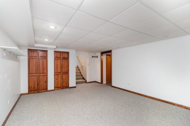 Beautifully updated 4-level split in Oak Meadows offering nearly on St. Andrews Golf and Country Club in Illinois - for sale on GolfHomes.com, golf home, golf lot
