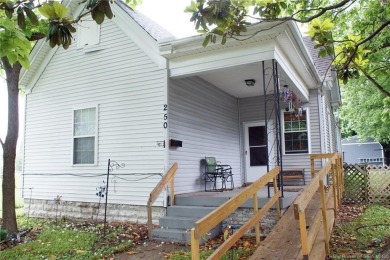 Location, location!  This 3 bedroom home is walking distance to on Cherry Valley Golf Course in Indiana - for sale on GolfHomes.com, golf home, golf lot