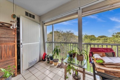 This beautiful 2-bedroom, 2-bathroom condo offers stunning pool on Flamingo Lakes Country Club in Florida - for sale on GolfHomes.com, golf home, golf lot
