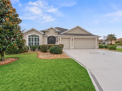Welcome to this beautiful Iris Designer perfectly situated on a on Pennbrooke Fairways in Florida - for sale on GolfHomes.com, golf home, golf lot