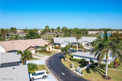 Beautiful 2 Bed + Den FULLY FURNISHED Villa with Golf Course on Cross Creek Country Club in Florida - for sale on GolfHomes.com, golf home, golf lot