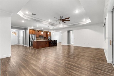 SELLER IS OFFERING $10,000 TOWARDS BUYER'S CLOSING COSTS OR A on On Top of the World Golf Course in Florida - for sale on GolfHomes.com, golf home, golf lot