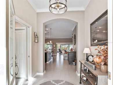 FABULOUS POOL HOME! - Stunning, meticulously maintained 3/3 on Pennbrooke Fairways in Florida - for sale on GolfHomes.com, golf home, golf lot