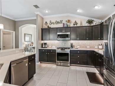 FABULOUS POOL HOME! - Stunning, meticulously maintained 3/3 on Pennbrooke Fairways in Florida - for sale on GolfHomes.com, golf home, golf lot