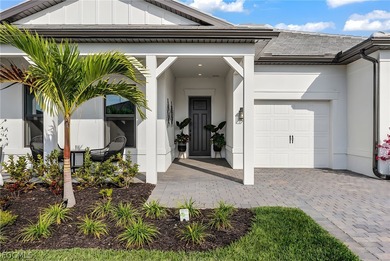 Your meticulous search ends here! Welcome to the highly on Old Corkscrew Golf Club in Florida - for sale on GolfHomes.com, golf home, golf lot