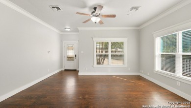 Charming 1920s bungalow in the heart of New Braunfels! This 2 on Landa Park Golf Course in Texas - for sale on GolfHomes.com, golf home, golf lot