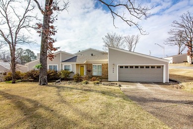 Hard to find, one level condo, with double garage! Home is on  in Arkansas - for sale on GolfHomes.com, golf home, golf lot